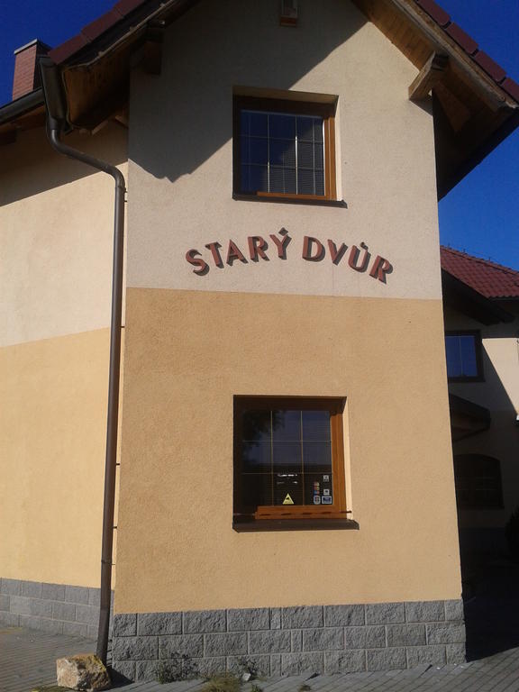 Penzion Stary Dvur Hotel Nove Dvory  ภายนอก รูปภาพ