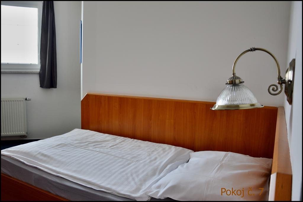 Penzion Stary Dvur Hotel Nove Dvory  ภายนอก รูปภาพ